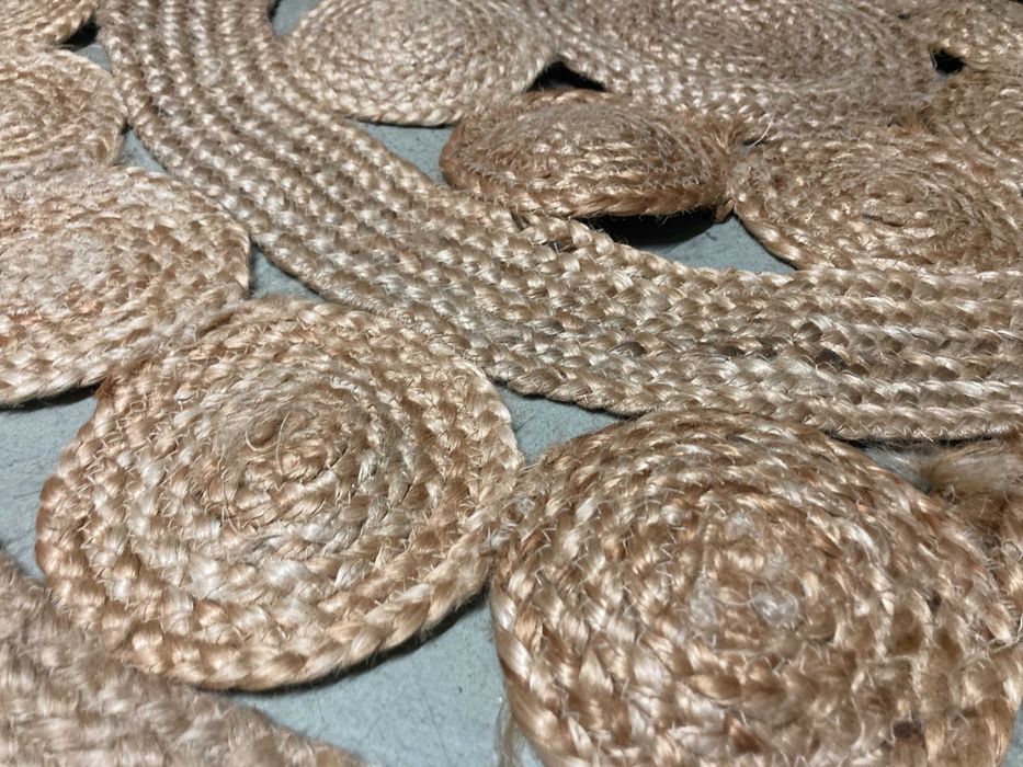 Tapete em sisal, usado, 125 cm diâmetro