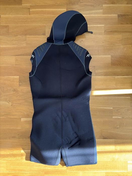 Pianka (ocieplacz) Bare Arctic 7mm, rękawice