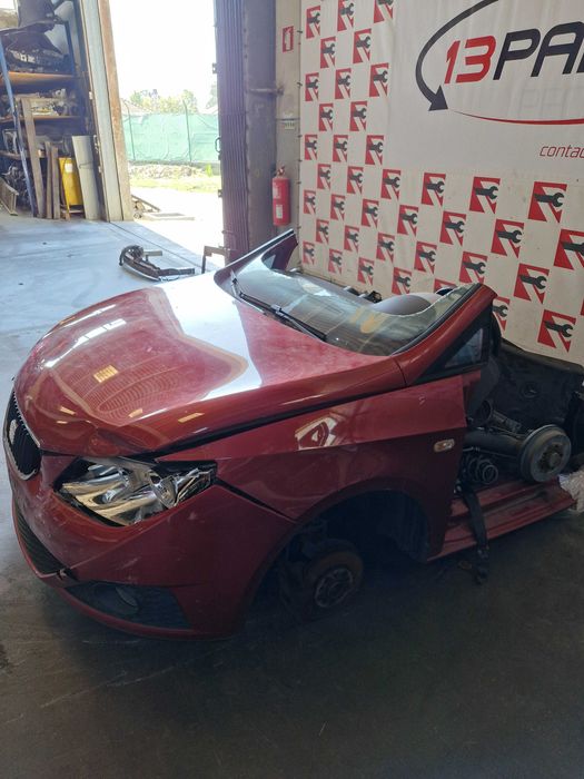 Frente Completa Seat Ibiza 6J ST 1.2 TDi 2011 com DANOS #E56