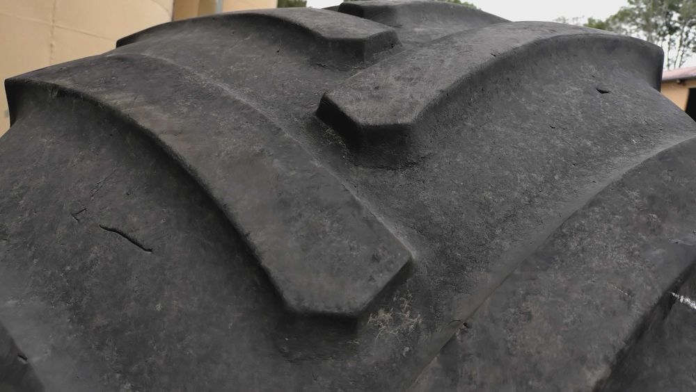Opony Mitas SFT 750/55R30 bez łat