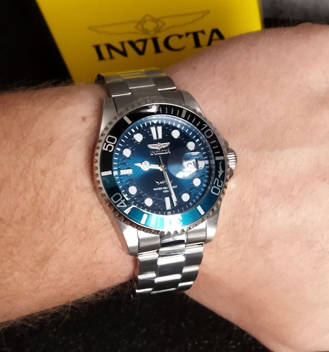 Invicta 30807 43 мм акула - молот