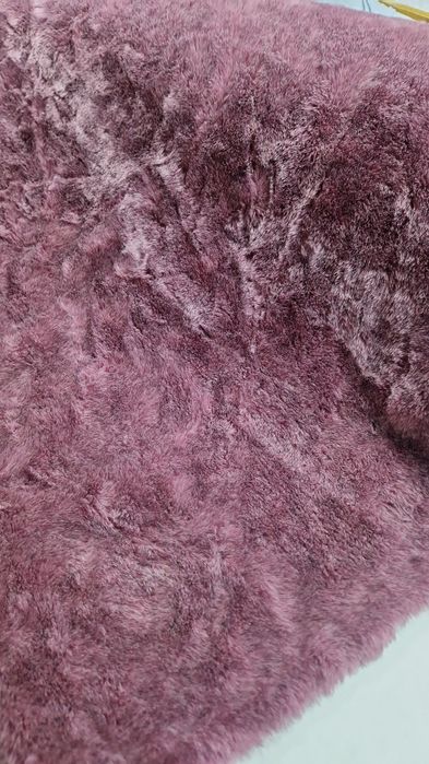 Futerko brudny róż szer.160 cm.