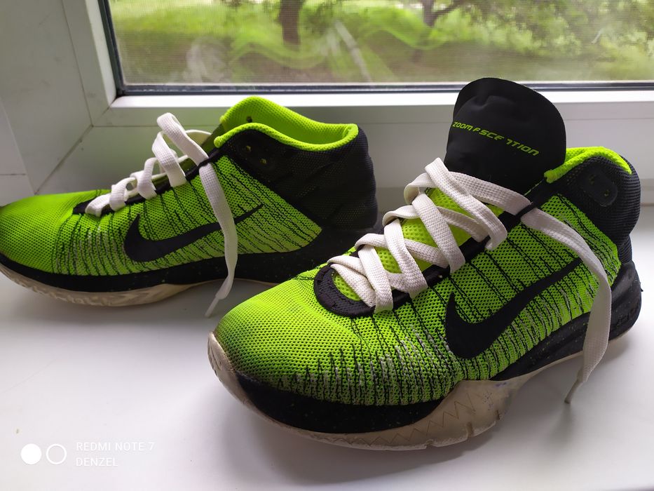 Баскетбольные кроссовки - Nike - 38 размер