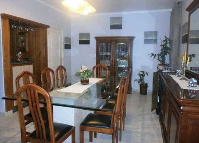 Quarto em moradia, com todas as despesas incluídas e limpeza partes comuns, nos Parceiros, Leiria