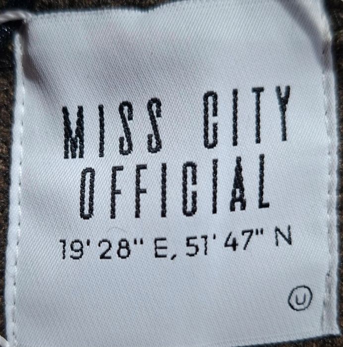 Elegancka narzutka damska,Miss City Official, krótka kurtka,bolerko