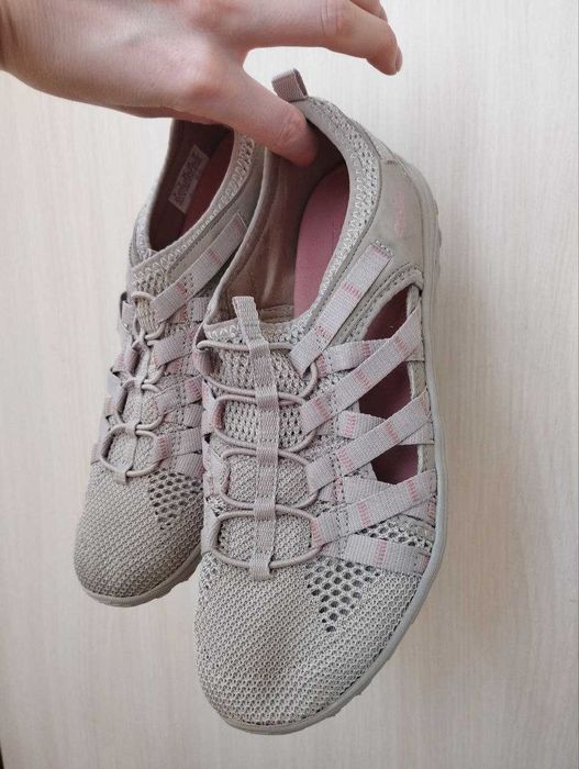 Жіночі кросівки сандалі skechers 25 см