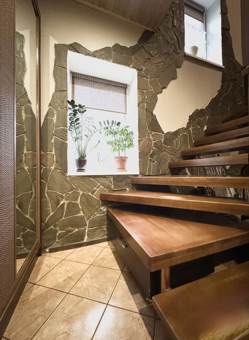 Будинок , центр м. Самар