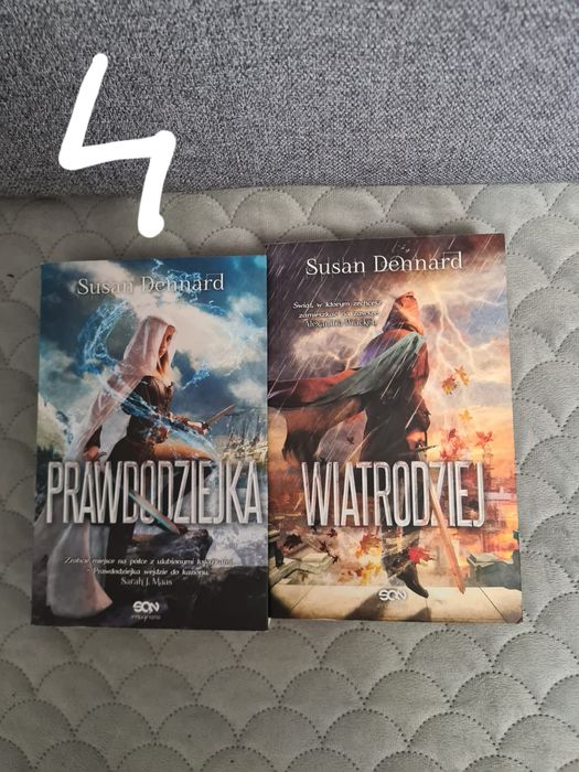 Książki-kolekcja nr 1.