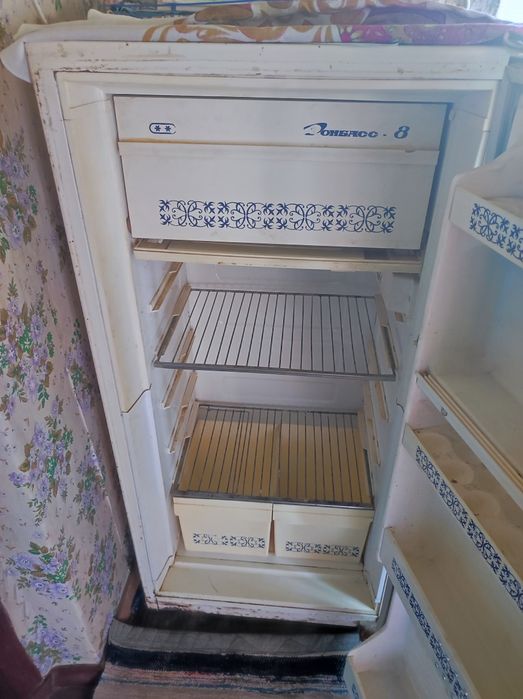 Холодильник Донбас 8.