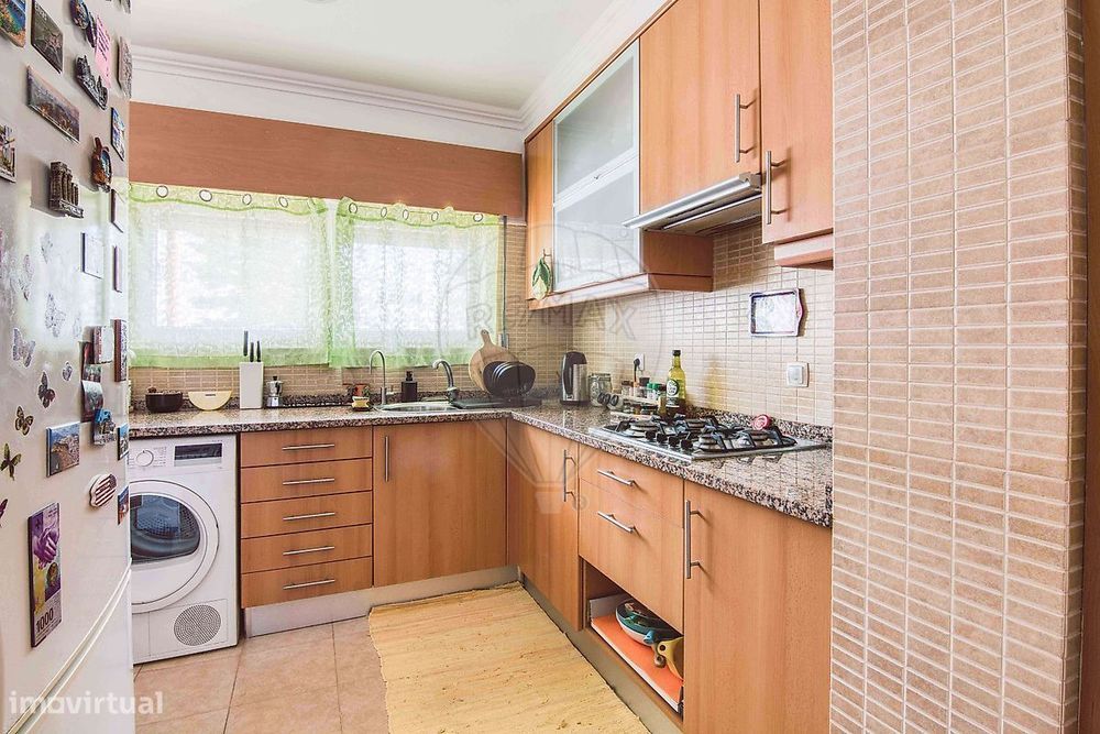Apartamento T2 para venda — Queluz E Belas, Lisboa