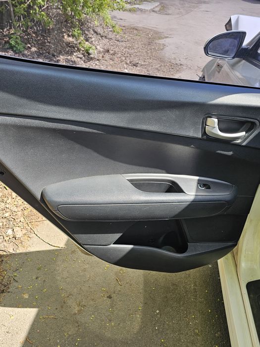 Kia    K5    2016