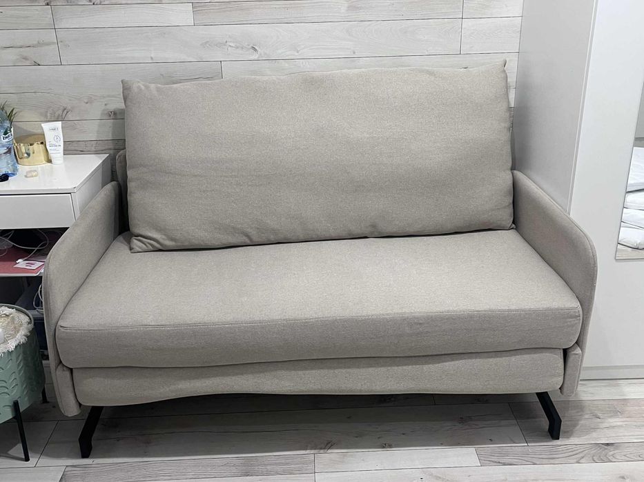 Sofa beżowa model belfast-używana