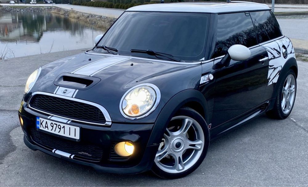Mini cooper s john cooper works мини 2007 г