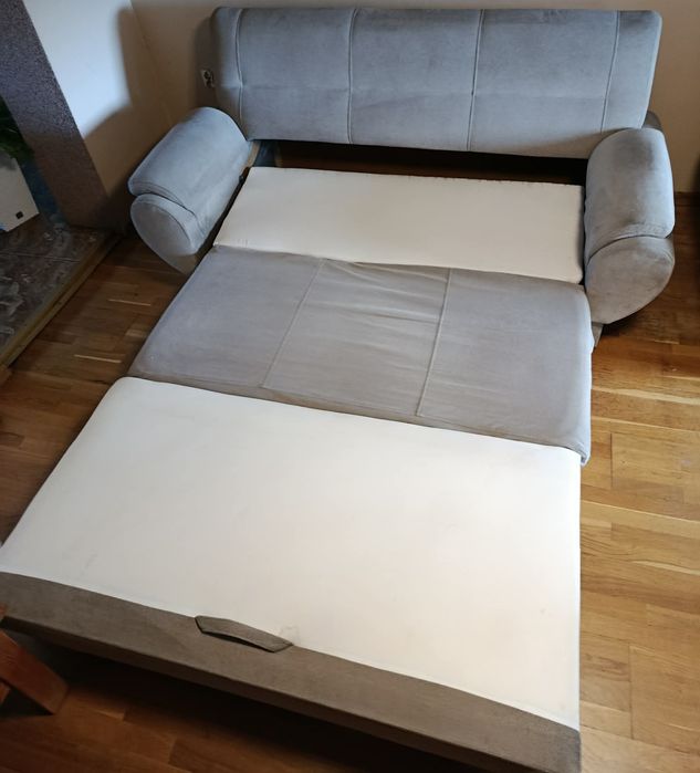 Sofa rozkładana z funkcją spania