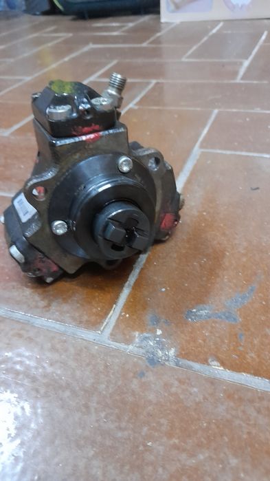Bomba injectora/alta pressao hyundai Getz/Matrix/Accent 1.5 CRDI