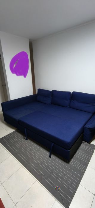 Sofá cama azul escuro