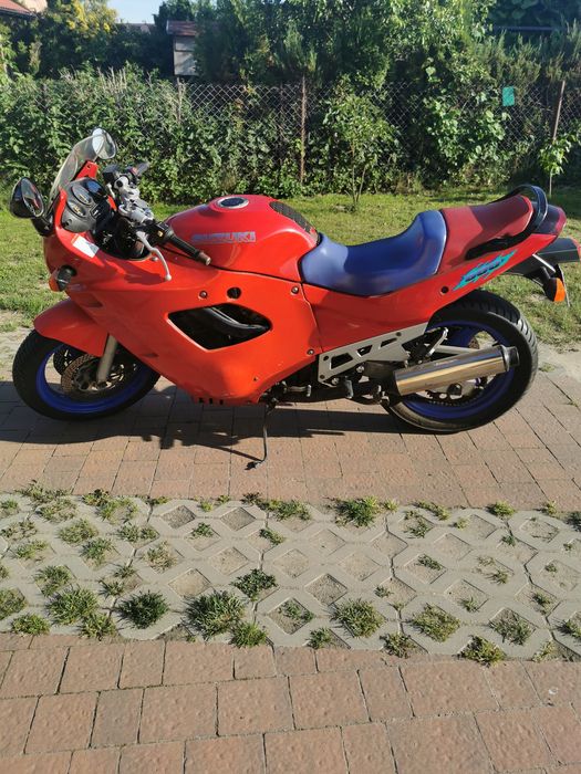 Motocykl Suzuki GSX 600 F