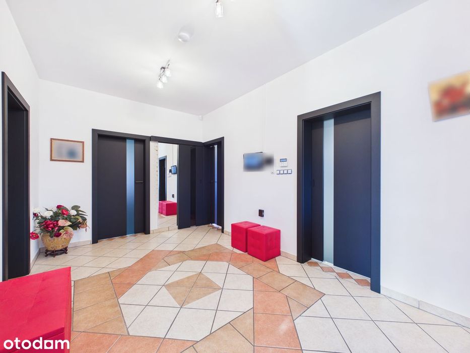 Dom wolnostojący 153 m2 plus garaż 27m2