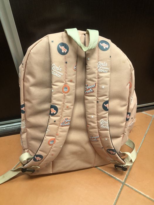 Mochila escolar da Tiffosi NOVA