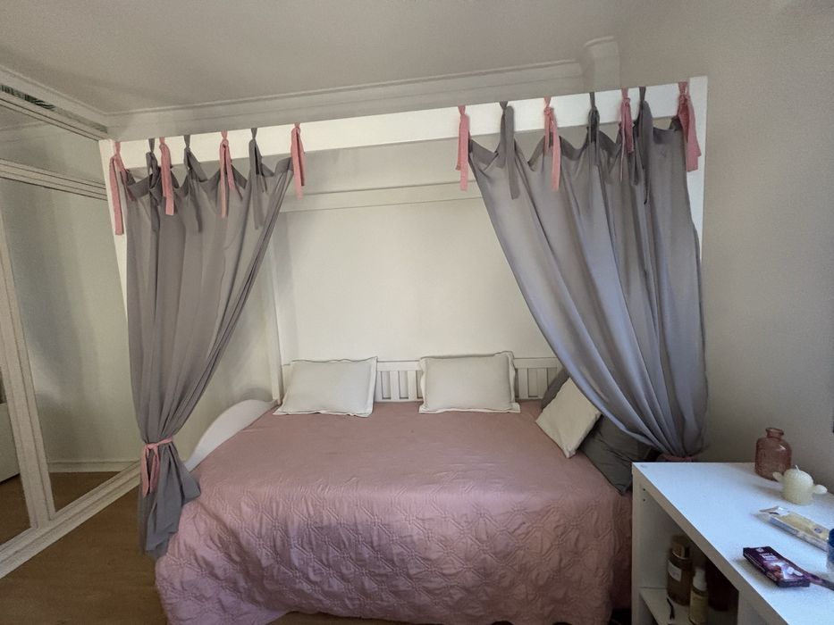 Cama de solteiro com colchão