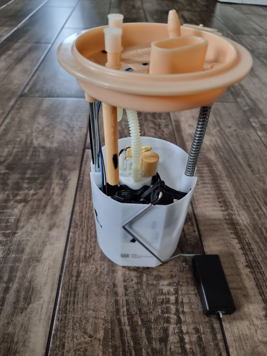 Pompa paliwowa VW Golf 5 1.9 TDI Siemens