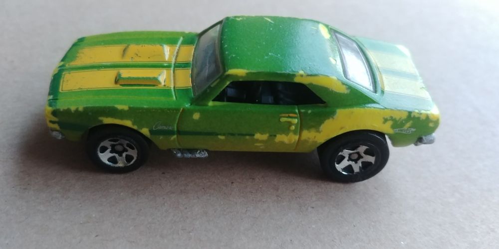 Resorak Hotwheeels Camaro 67