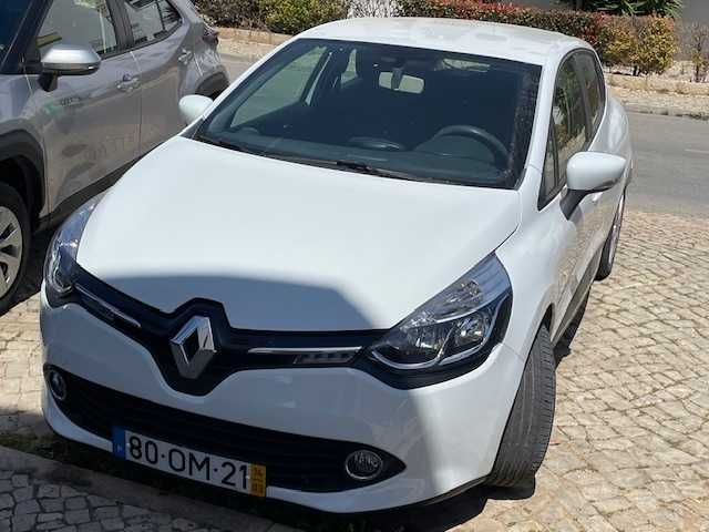 Carro Renault Clio