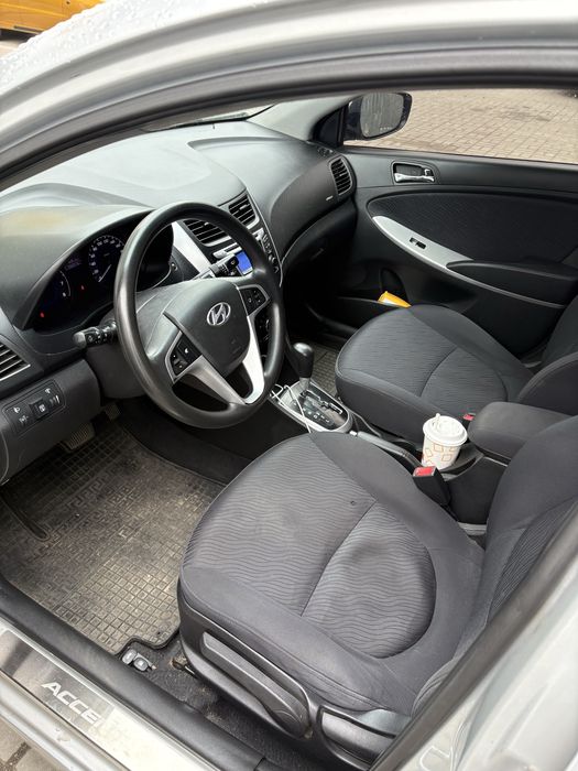 Hyundai accent rb 2011рік автомат