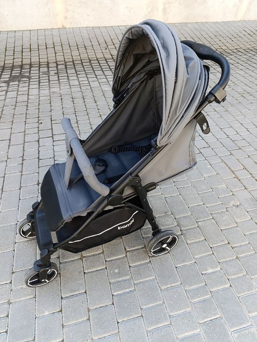 Коляска прогулочная