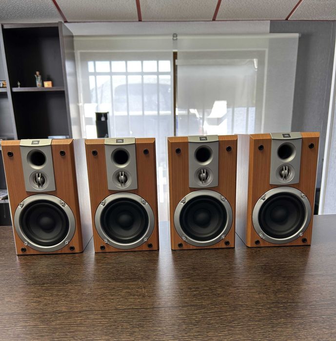 Amplificador AV Yamaha RX-V650+conjunto de colunas JBL SCS 178