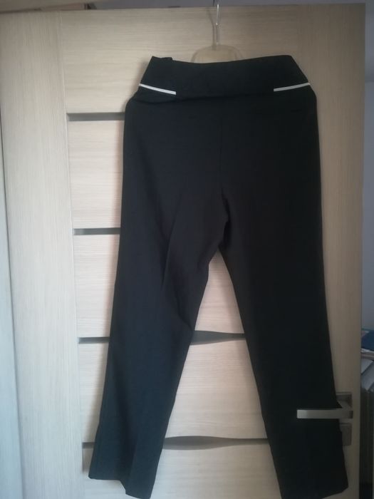 Spodnie eleganckie czarne