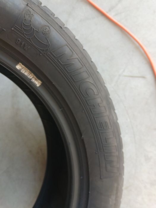 2 pneus 205 55 r17 Michelin