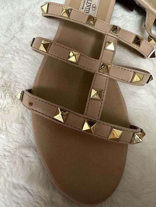 Босоніжки Valentino