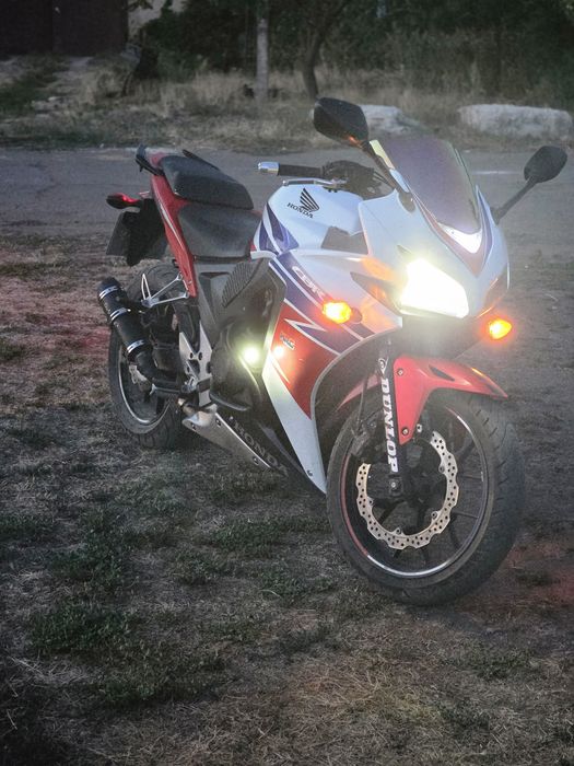 Продам хонду 400кубову можливий обмін