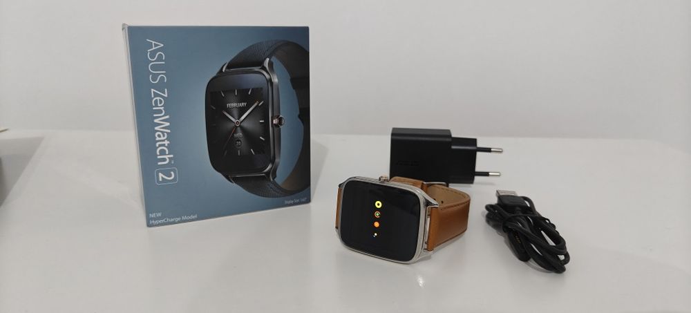 Smartwatch ASUS ZenWatch 2 (Modelo HyperCharge 1.63") – Completo