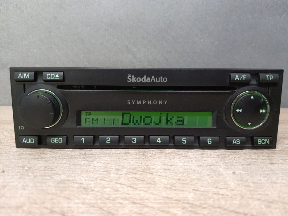 Radio samochodowe Skoda Symphony CD + kod / Fabia, Octavia, Superb VW. Zielone Podświetlenie, Passat Golf