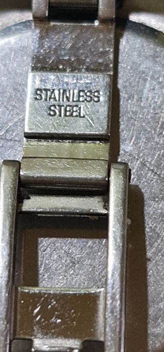 Годинник Movado Swiss