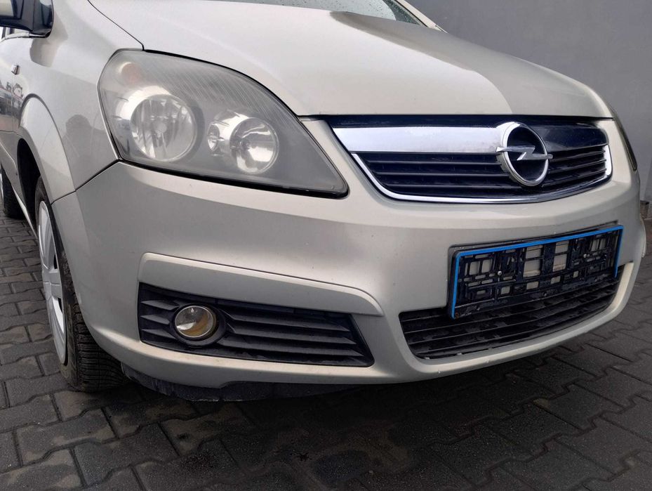 zderzak przód przedni Opel Zafira B 05-08r Z167, części