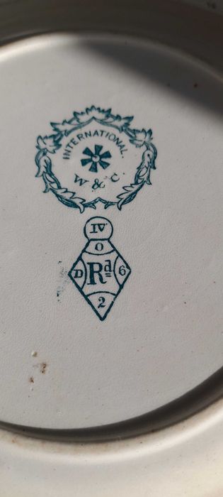 Prato porcelana Inglesa - Internacional W&C