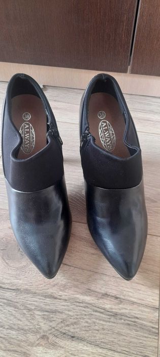 Sprzedam nowe buty