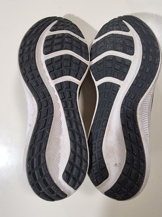 Buty NIKE rozmiar EUR 36.5