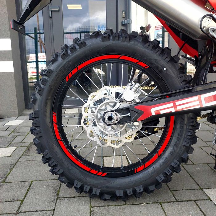 Мотоцикл GEON TRX 300 YGH, LX176FMN, 26 к.с, 21/18 балансвал, доставка