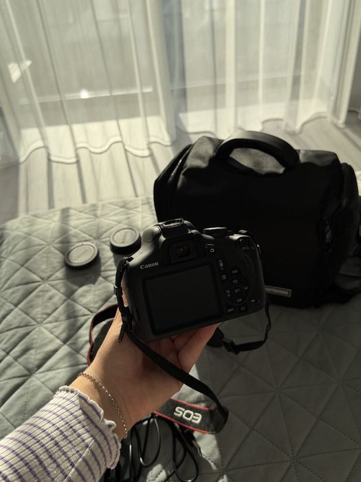 Canon EOS 2000D + 18-55mm