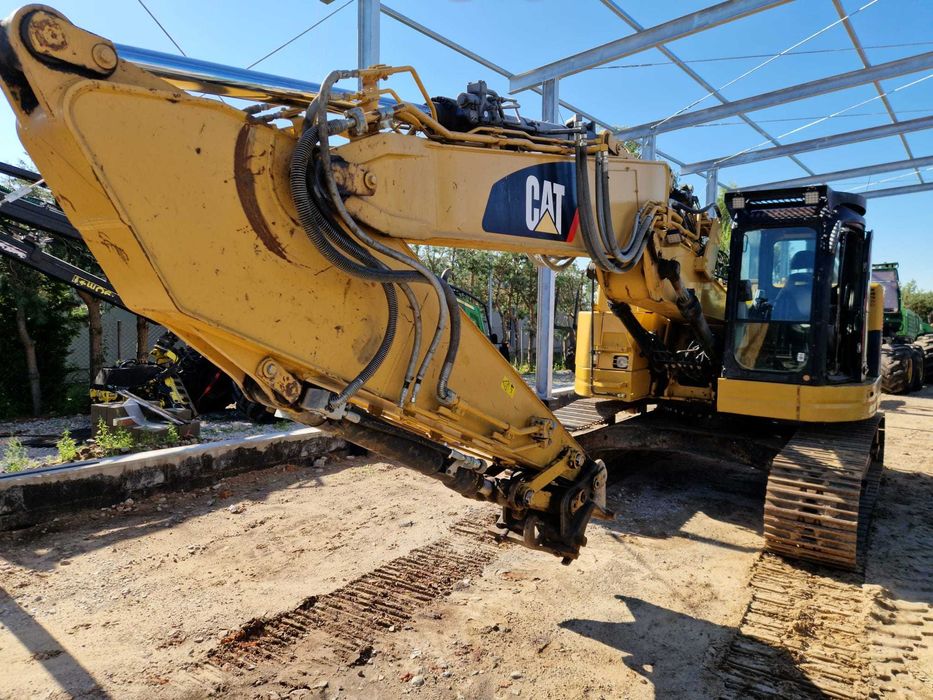 Koparka gąsienicowa Caterpillar 321 D LCR z Niemiec Bardzo dobry stan Niski przebieg