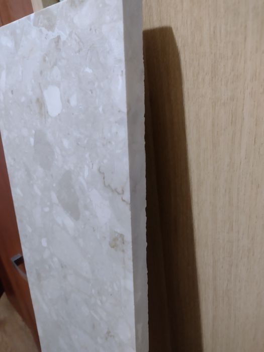 Parapet wewnętrzny beżowy