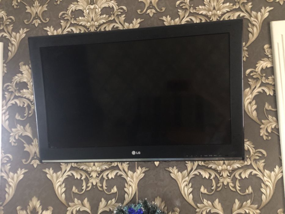 Телевизор LG d32