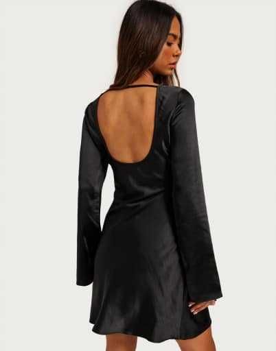 Gina Tricot sukienka roz 50
