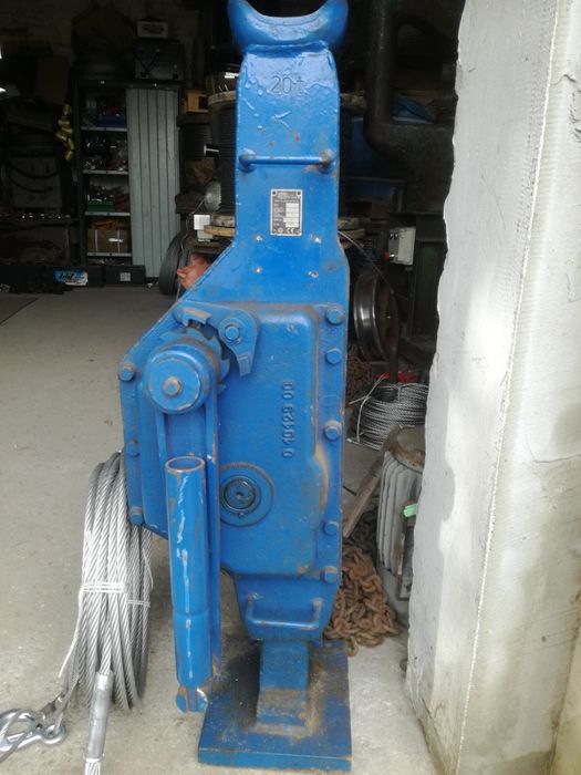 Podnośnik lewar kolejowy 20 T