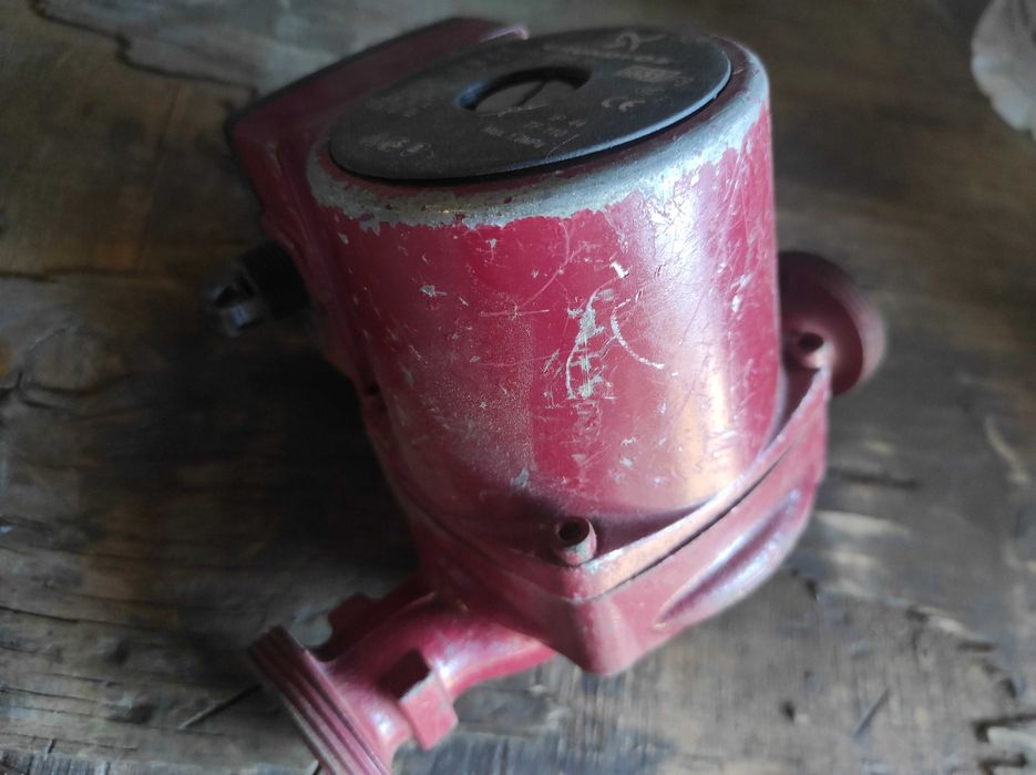 Насос Grundfos 25-40 180