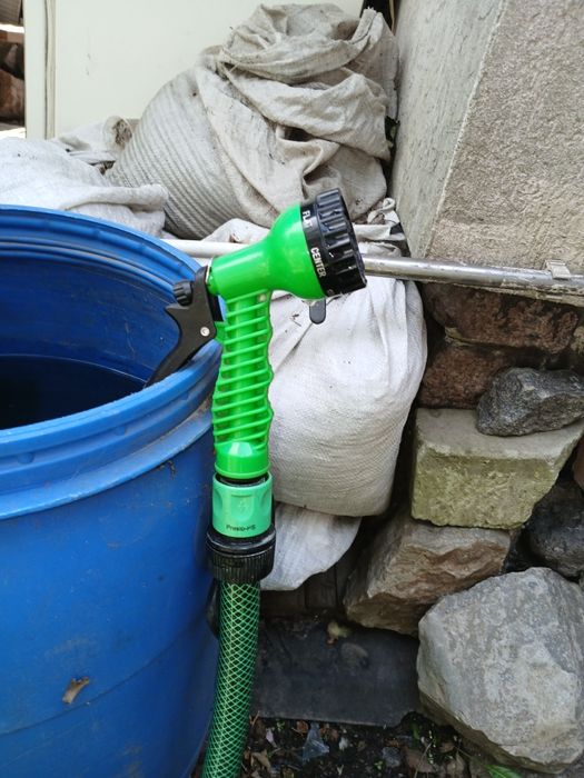 Насадка для садового шлангу пістолет